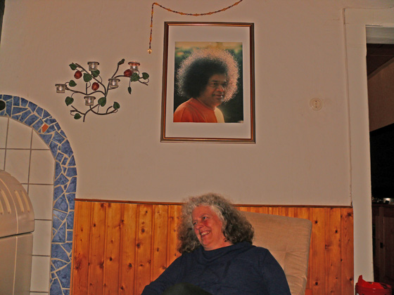 P1050292-Barbara und Sai Baba-560 P1050292-Barbara und Sai Baba-560