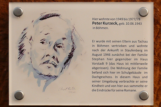 P1060189-Plakette-Ausschnitt-560-1 P1060189-Plakette-Ausschnitt-560-1