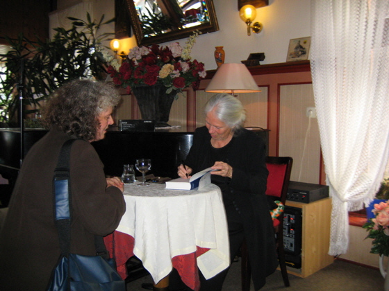 07-IMG_1010-Sigrid Damm signiert 07-IMG_1010-Sigrid Damm signiert