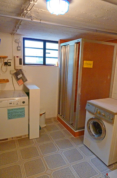 09-P1060148-Dusche-W-sche-1-H600