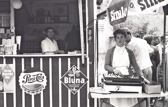 54-05-0020-Mutti außen, Gretel innen-560 54-05-0020-Mutti außen, Gretel innen-560