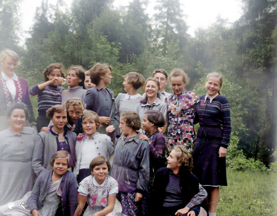 54-08-0027-Klassenausflug D�nsberg - alle Girls FastStone-Colorized-Enhanced, FastStone-560-2