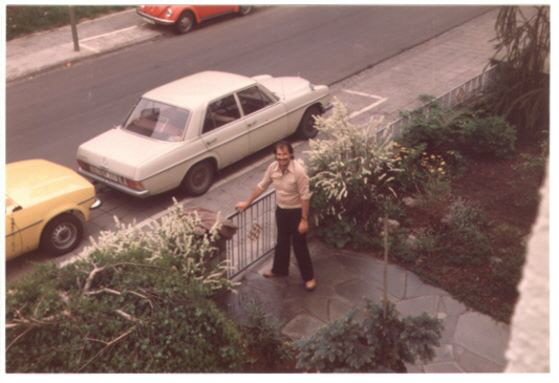 79 - Manni am Vorgartentrchen-560