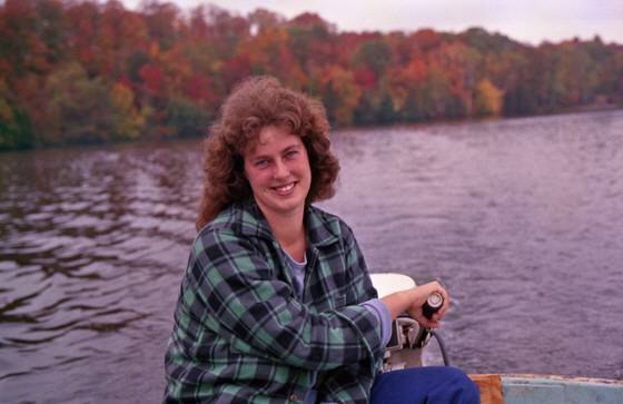 86-Canada (1986)-145-lachender Hase im Boot-1-560