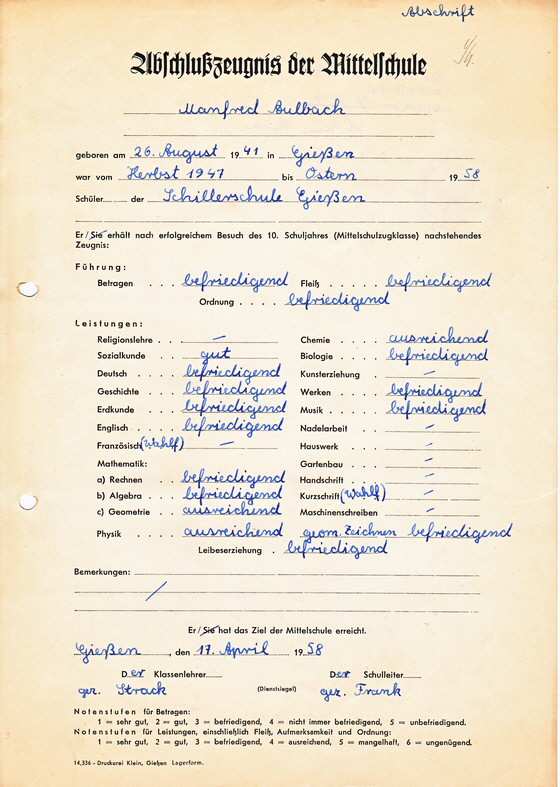 Abschlusszeugnis-560