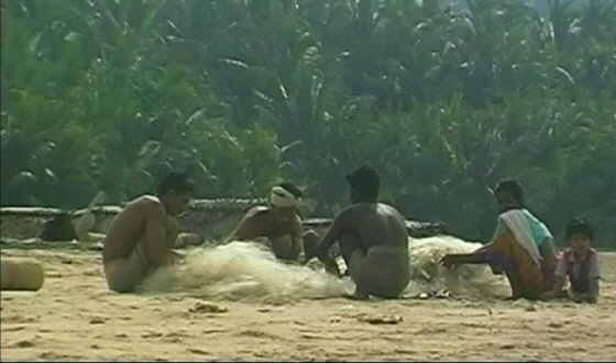 AltGoa-0095-Fischernetze-flicken-560