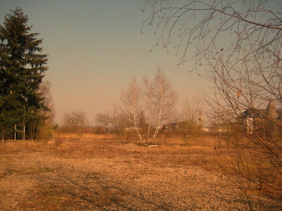 IMG_3716-hinter der Artillerie-Kaserne 560 IMG_3716-hinter der Artillerie-Kaserne 560