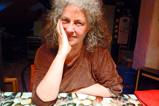 P1040480-Hase unterm Dach-560 P1040480-Hase unterm Dach-560