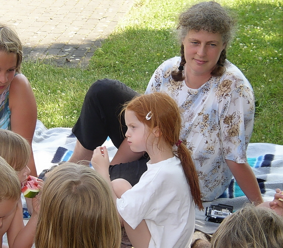 P6111930-Barbara-Freizeit 2003, inpaint, sharpen, denoise, inpaint, pse7-560 P6111930-Barbara-Freizeit 2003, inpaint, sharpen, denoise, inpaint, pse7-560